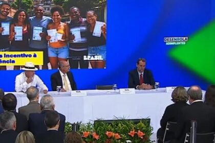 Governo anuncia Desenrola Adimplentes para 500 mil informais e 100 mil contratos do Fies 6 ocrente 1782748154