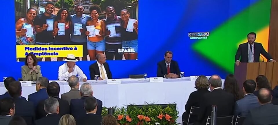 Governo anuncia Desenrola Adimplentes para 500 mil informais e 100 mil contratos do Fies 2 ocrente 1782748154
