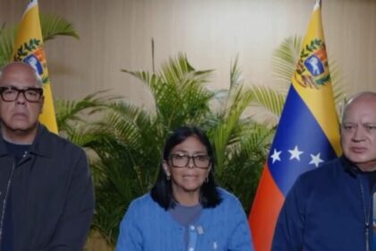 Tensão nos escombros: Diosdado Cabello bate boca com socorrista dos EUA na Venezuela 12 ocrente 1782819248
