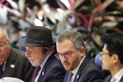 Lula destaca reeleição para “proteger democracia” e elogia Pix na cúpula do Mercosul 8 ocrente 1782838147