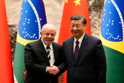 Brasil busca R$ 5 bi em títulos em yuan e fortalece estratégia chinesa contra o dólar 2 ocrente 1782866061