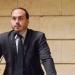 Estudo aponta defasagem científica em livros da rede pública; Carlos Bolsonaro incentiva compartilhamento 5 ocrente 1782918271