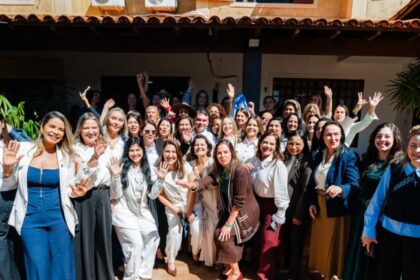Pupila de Michelle reforça palanque de Flávio Bolsonaro em encontro feminino em Brasília 20 ocrente 1782935350