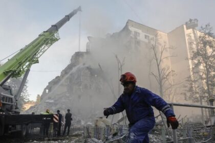 Ataque russo com mísseis e drones mata 17 e fere 70 em Kiev 14 ocrente 1782989391