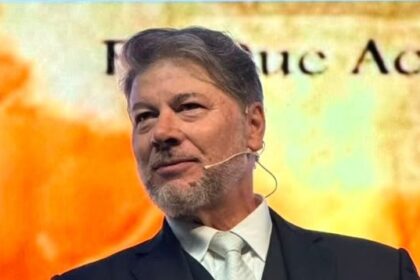 Pastor fala em Sumaré sobre “fogo de Elias” e diz que nova geração conduzirá avivamento no Brasil 14 ocrente 1783090154