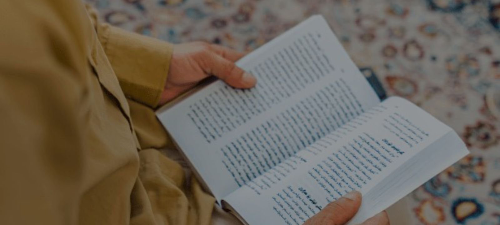 Marido que proibia esposa de ir à igreja se converte ao ler Bíblia escondida na Índia 2 ocrente 1783114451