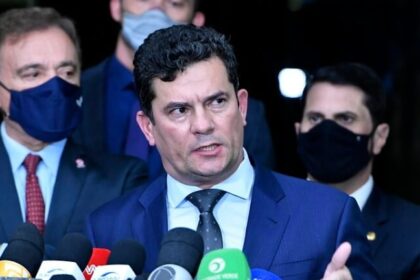 Após visitar Filipe Martins na prisão, Moro pede fim do impasse e aplicação imediata da Lei da Dosimetria 4 ocrente 1783290877