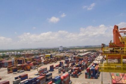 EUA avaliam impor tarifa de 37,5% a mais de 4 mil itens brasileiros 12 ocrente 1783368280
