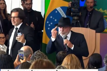 Gesto ofensivo em cerimônia e suspeita de ingerência na PF aumentam pressão sobre Lula 14 ocrente 1783443860
