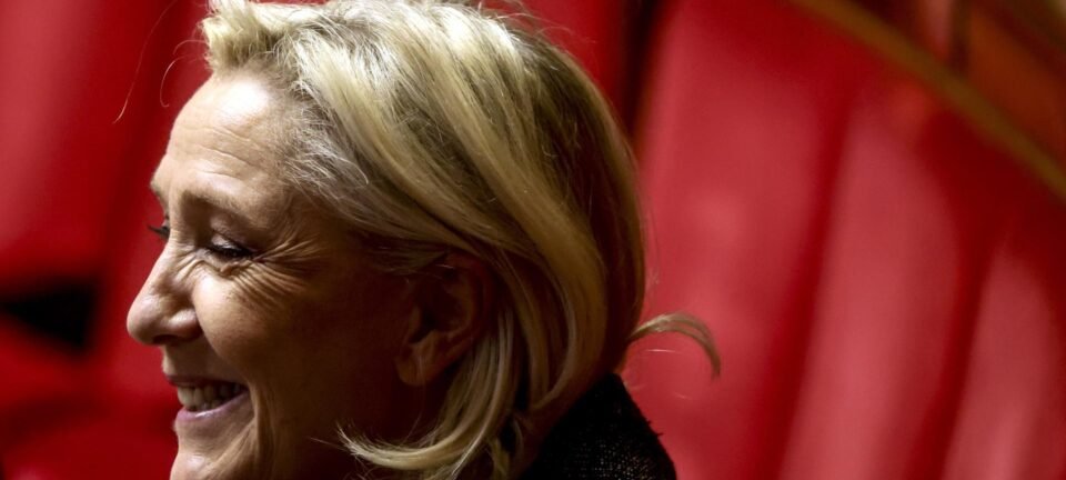Após redução de pena, Marine Le Pen confirma candidatura à Presidência da França em 2027 2 ocrente 1783465454