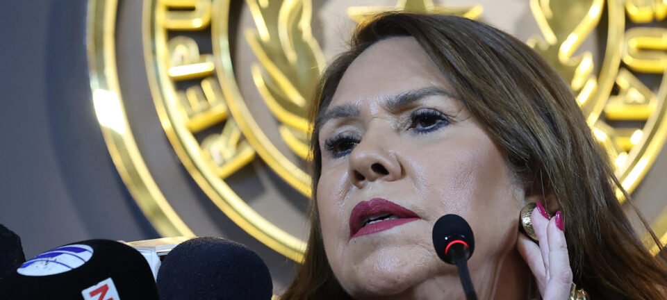 Senadora paraguaia e Mbappé trocam insultos após França eliminar Paraguai na Copa de 2026 2 ocrente 1783517664