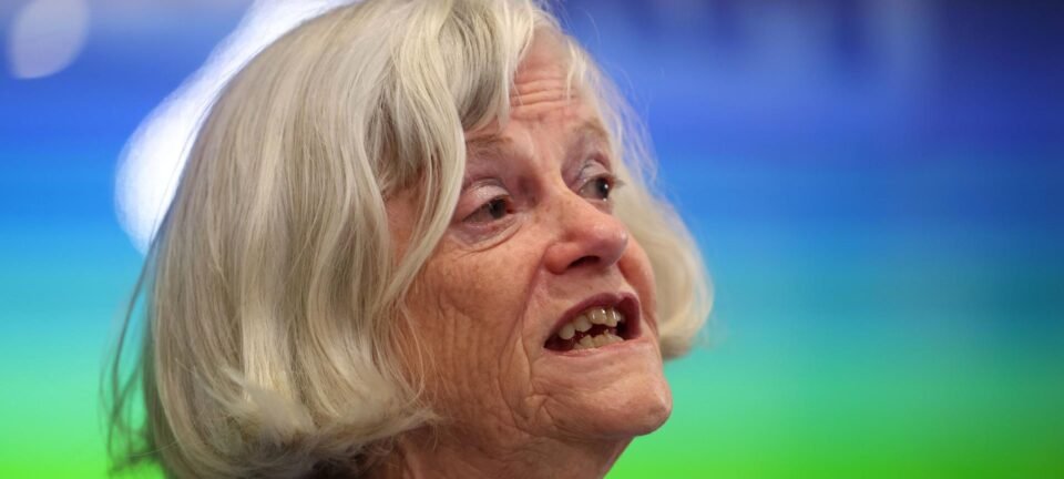 Ex-ministra Ann Widdecombe é encontrada morta em sua casa no sudoeste da Inglaterra 2 ocrente 1783785888