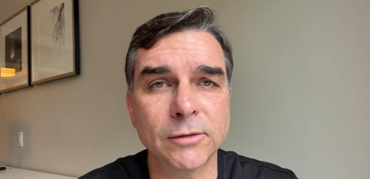 Flávio Bolsonaro culpa governo Lula por sobretaxa chinesa de até 67% sobre carne brasileira 2 ocrente 1783919065