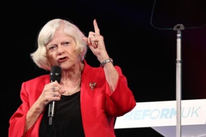 Polícia britânica volta a prender suspeito e investiga morte de Ann Widdecombe como terrorismo 12 ocrente 1783951449