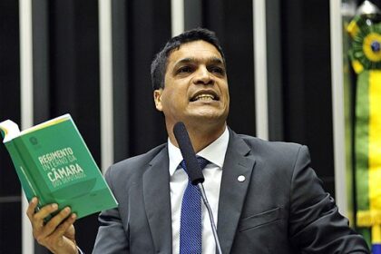 Cabo Daciolo questiona se “o Lula que viaja pelo país” é realmente o presidente 20 ocrente 1783962253