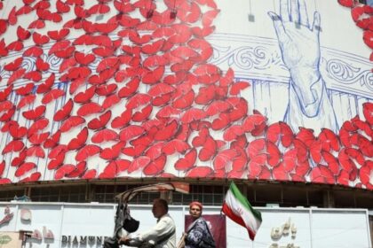 EUA realizam nova ofensiva contra o Irã; Trump diz que país está “levando uma surra” 8 ocrente 1783962265