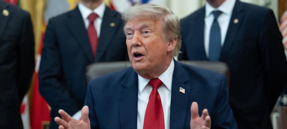 Reino Unido e ONU contestam plano de Trump de taxar trânsito no Estreito de Ormuz 2 ocrente 1784041461