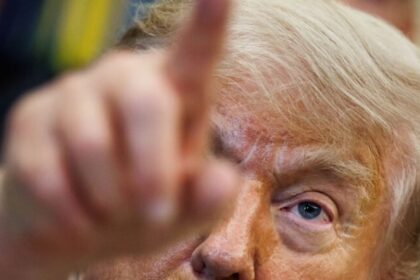 Trump ameaça destruir usinas e pontes do Irã caso Teerã rejeite novas negociações 10 ocrente 1784115550