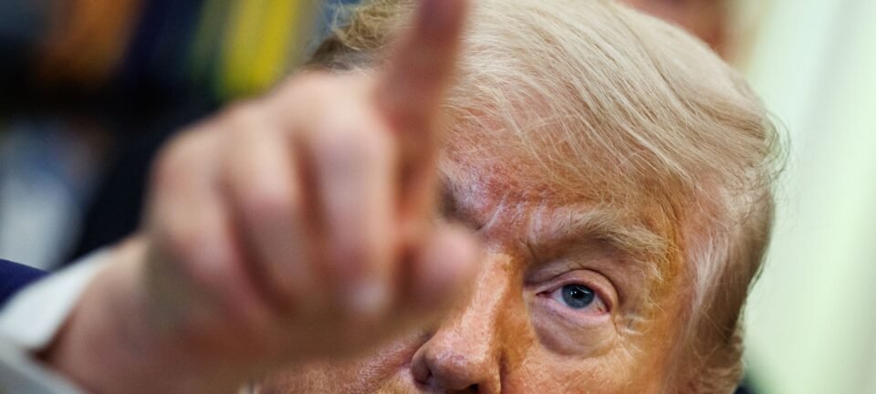 Trump ameaça destruir usinas e pontes do Irã caso Teerã rejeite novas negociações 2 ocrente 1784115550