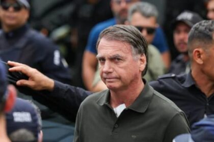 Defesa afirma ao STF que Bolsonaro desconhecia divulgação de carta por Flávio 8 ocrente 1784147041
