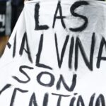 Após eliminar Inglaterra, jogadores da Argentina erguem faixa sobre Malvinas e desafiam regra da Fifa 5 ocrente 1784162340