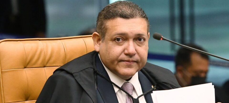 TSE determina remoção de vídeo que ligava Flávio Bolsonaro ao PCC 2 ocrente 1784219949