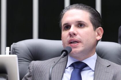 Hugo Motta pede reação brasileira e invoca Lei da Reciprocidade contra tarifa de 25% dos EUA 18 ocrente 1784291946