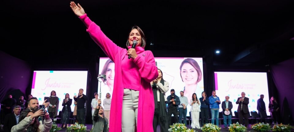 Projeto “Imparáveis” mantém base de Michelle Bolsonaro fora da cúpula do PL 2 ocrente 1784300053