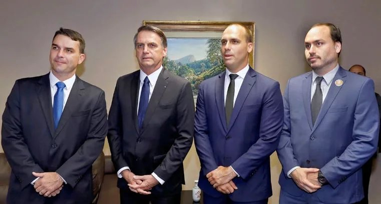 Filhos de Bolsonaro condenam veto de visitas imposto por Moraes por 30 dias 2 ocrente 1784395477