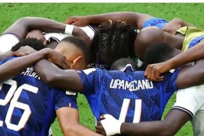 Jogadores de Inglaterra e França se unem em oração após decisão do terceiro lugar na Copa de 2026 6 ocrente 1784549340