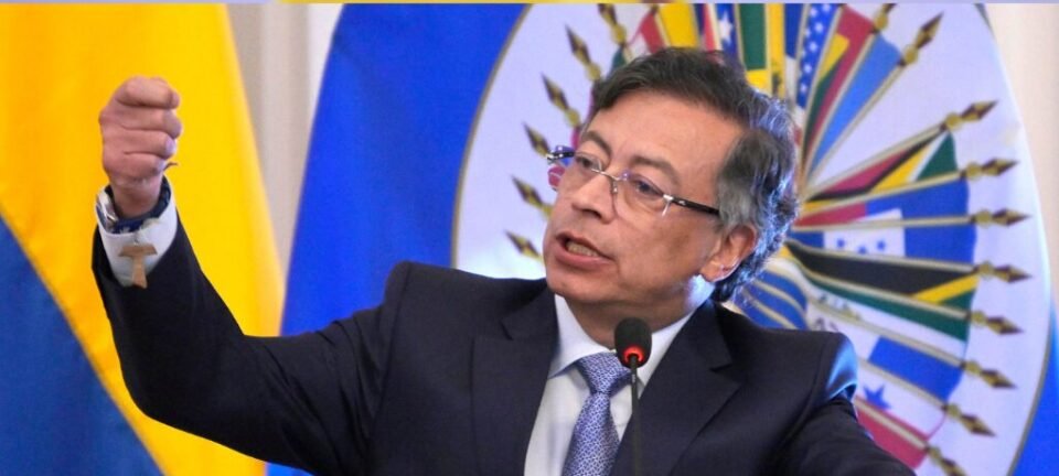 Petro ameaça parar o país se sucessor revogar reformas trabalhista e agrária 2 ocrente 1784633042