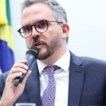 Governo estuda permitir companhias estrangeiras em rotas internas para baixar preço das passagens, afirma ministro 4 ocrente 1784633961
