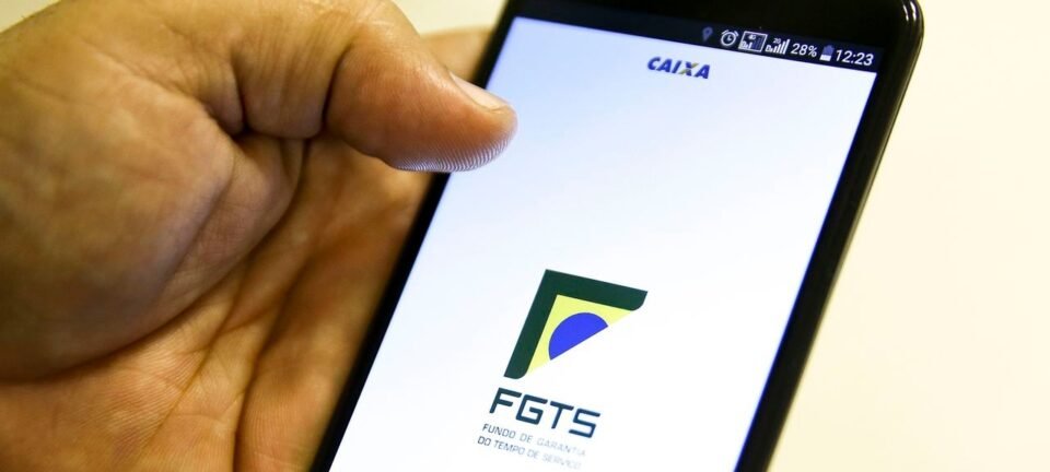 Governo quer liberar R$ 13,2 bilhões do lucro do FGTS a trabalhadores em agosto 2 ocrente 1784637582