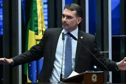 Lula e Flávio Bolsonaro aparecem em empate técnico em simulação de 2º turno para 2026 4 ocrente 1784638444