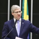 Van Hattem afirma que PT age como “carrapato” do setor produtivo em evento no RS 5 ocrente 1784645651