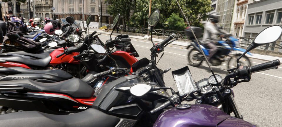 Justiça impõe prazo de 48 horas para Prefeitura de SP credenciar Uber como mototáxi 2 ocrente 1784720355