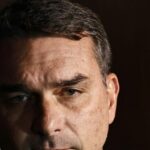 Flávio Bolsonaro rebate denúncia e diz que nota de R$ 500 mil para empresa ligada ao Banco Master é legal 4 ocrente 1784760914