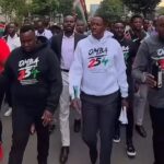 Jovens conduzem marcha de oração no centro de Nairóbi e declaram: “O Quênia pertence a Jesus” 4 ocrente 1784827460