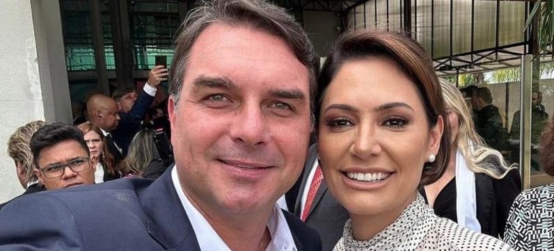 Flávio Bolsonaro chama Michelle para formar frente conservadora na disputa de 2026 2 ocrente 1784841868