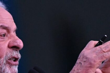 Planalto acusa EUA de usar tema trabalhista como pretexto e promete retaliação a tarifa de 37,5% 10 ocrente 1784846342