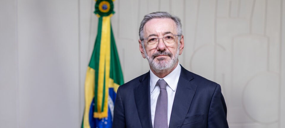 EUA impõem tarifa total de 37,5% a calçados, máquinas e outros produtos brasileiros, confirmam ministros 2 ocrente 1784856239