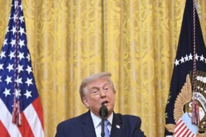 Trump aciona novas leis e sustenta tarifaço mesmo após veto da Suprema Corte 6 ocrente 1784861657