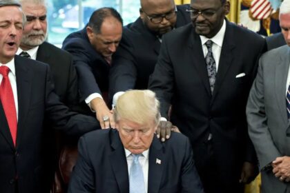 Pesquisa aponta que apoio das igrejas a Donald Trump afasta fiéis da Geração Z 2 ocrente 1784929159