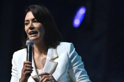 Reconciliação entre Michelle e Flávio Bolsonaro muda clima na campanha do PL às vésperas da convenção 8 ocrente 1784960645