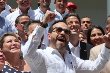 Presidente eleito da Colômbia rompe com Cuba e Nicarágua e anuncia fechamento de 14 embaixadas 10 ocrente 1785160446