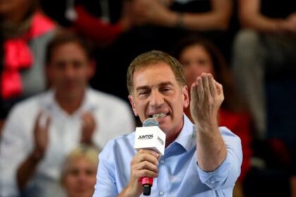 Chefe de gabinete de Milei acusa PT de interferência na eleição argentina e minimiza críticas a viagem ao Brasil 6 ocrente 1785162265