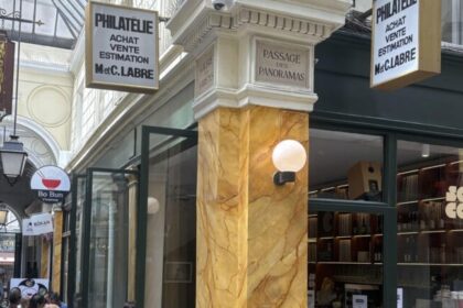 Último refúgio da filatelia em Paris: Passage des Panoramas luta contra avanço de restaurantes 8 ocrente 1785335957