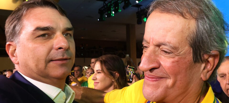 Valdemar Costa Neto defende que Flávio Bolsonaro só participe de debate com presença de Lula 2 ocrente 1785337739