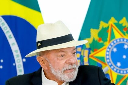 Pesquisa em Minas indica vantagem de Zema e empate técnico de Flávio Bolsonaro contra Lula no 2º turno 8 ocrente 1785346755
