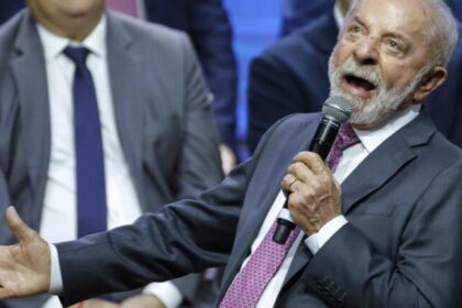 Lula rejeita interferência de Trump e Milei e barra enviados dos EUA nas eleições 6 ocrente 1785384542
